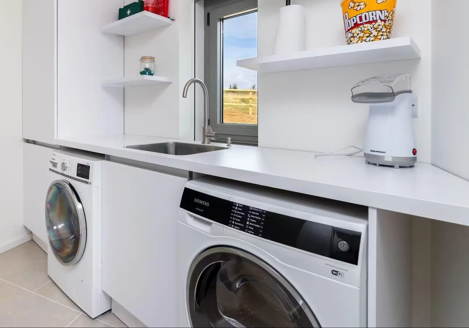 espais roca - amenities - comfort - washer and dryer