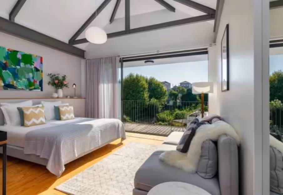 EspaisRoca Properties