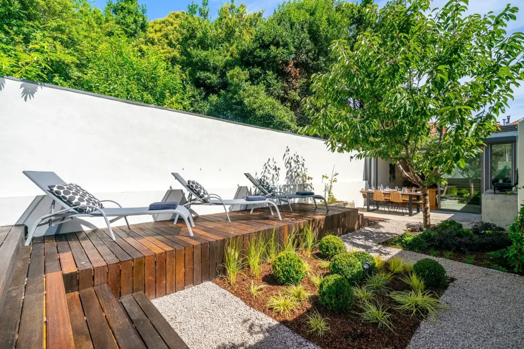 Villa Almada in Porto with its private pool, part of the exclusive rental